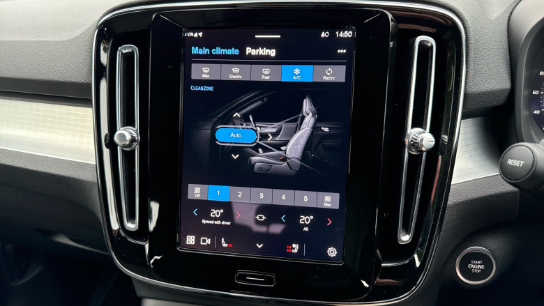 Volvo XC40 2.0 B4P Plus Dark 5dr Auto Petrol Estate